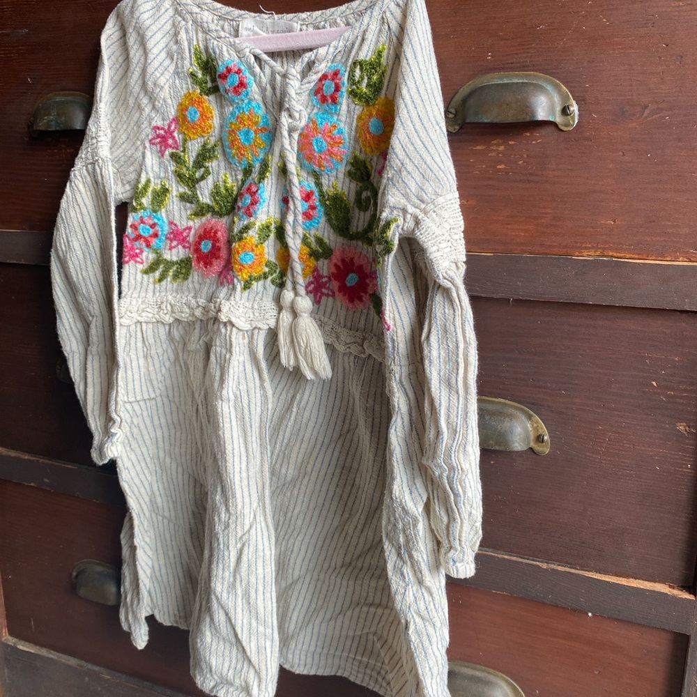 Mimi & Maggie boutique floral dress made of natural cotton